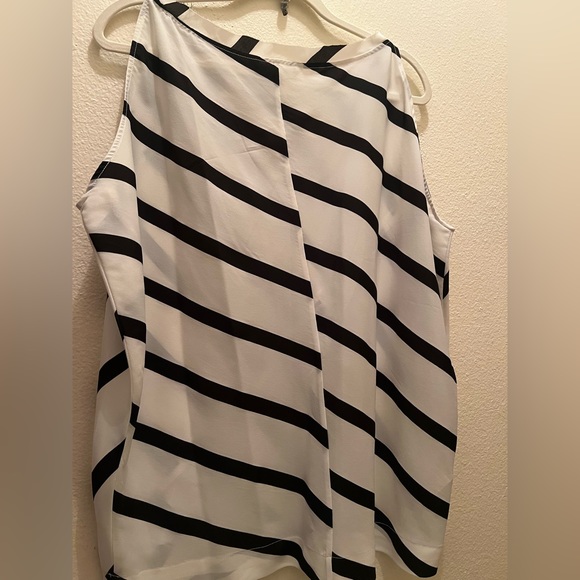 Striped Black BCBG Blouse. Great under a jacket! - Picture 2 of 2